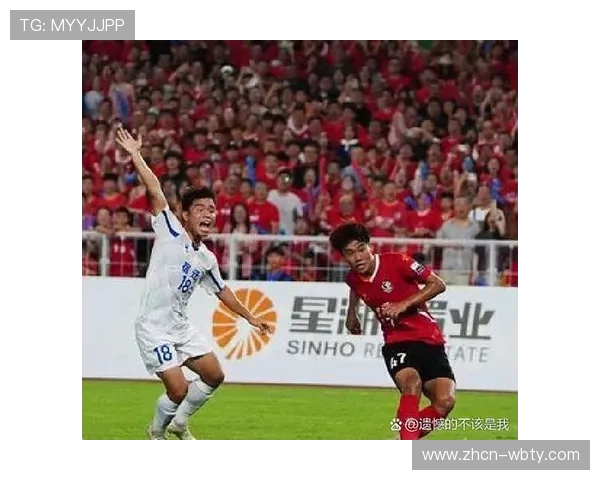 万博球赛精彩纷呈，现场气氛热烈，球迷激情无限